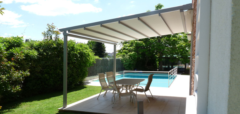 Tende a pergola con telo unico