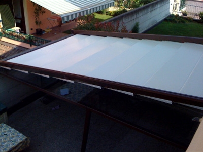 tenda a tegole pergola per giardino