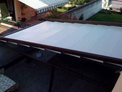 tenda a tegole pergola per giardino